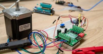 Build Your Smart Battery Management System with MCUs Build Your Smart Battery Management System with MCUs